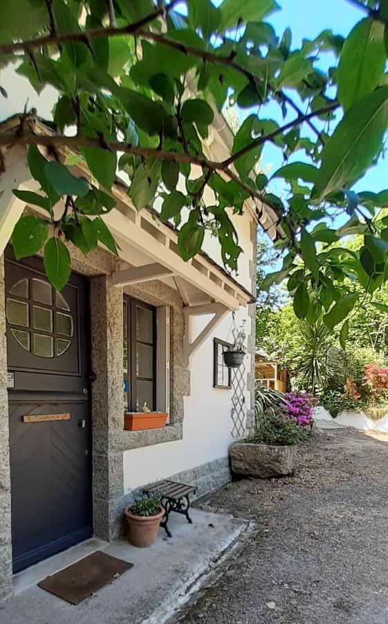 Chambre D'Hotes De La Roche Tremblante 우엘고아 외부 사진